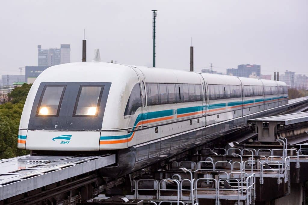 Shanghai maglev train arriving at Longyang Road station, February 2026